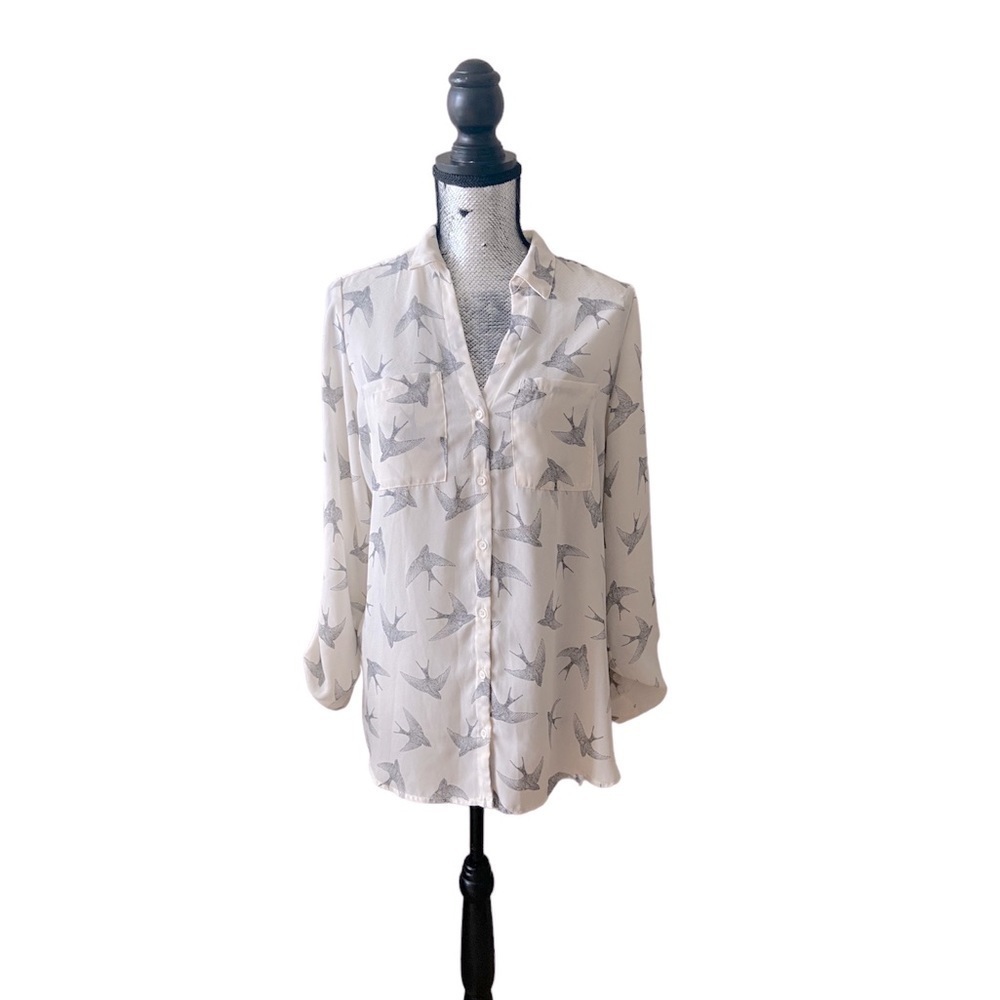 Kismet Sparrow Bird White Long Blouse Button Down Shirt Size Medium